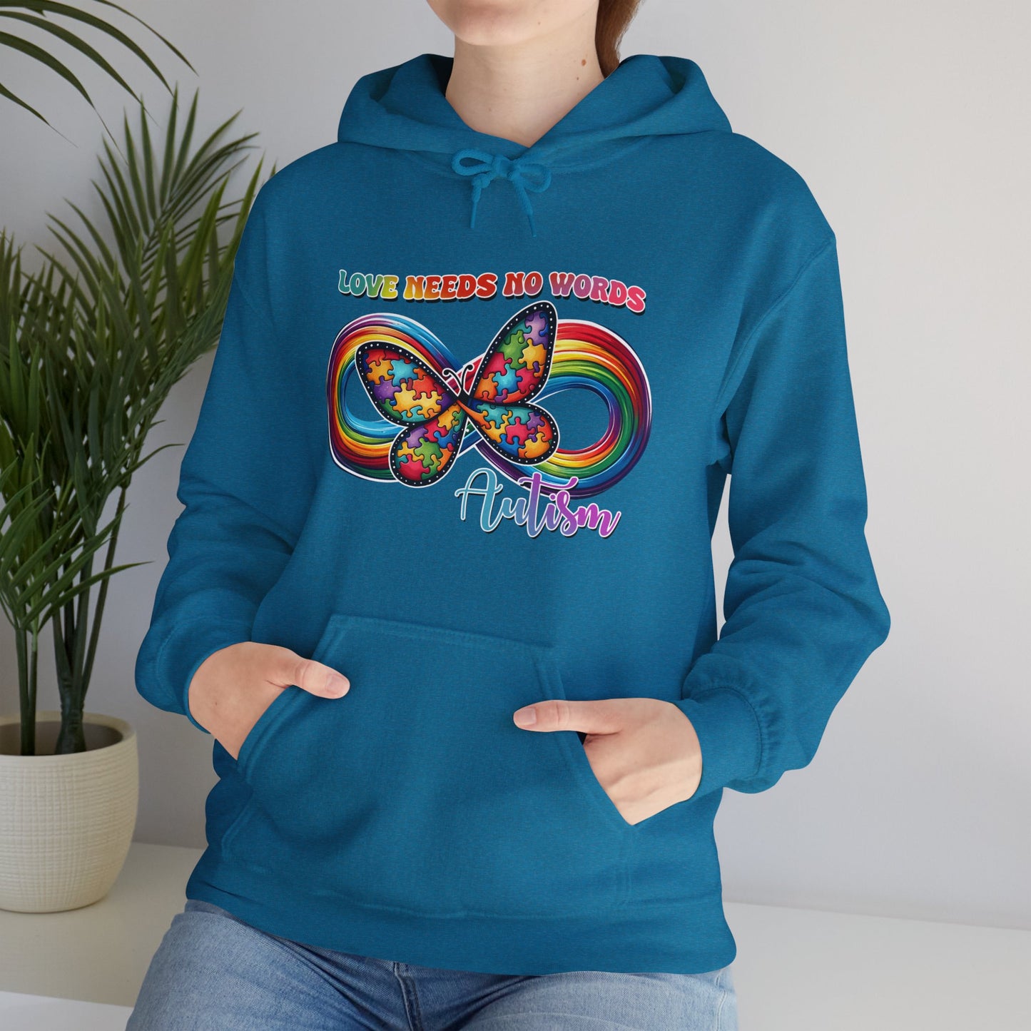 Autism Love needs no words Unisex Heavy Blend™ Hooded Sweatshirt